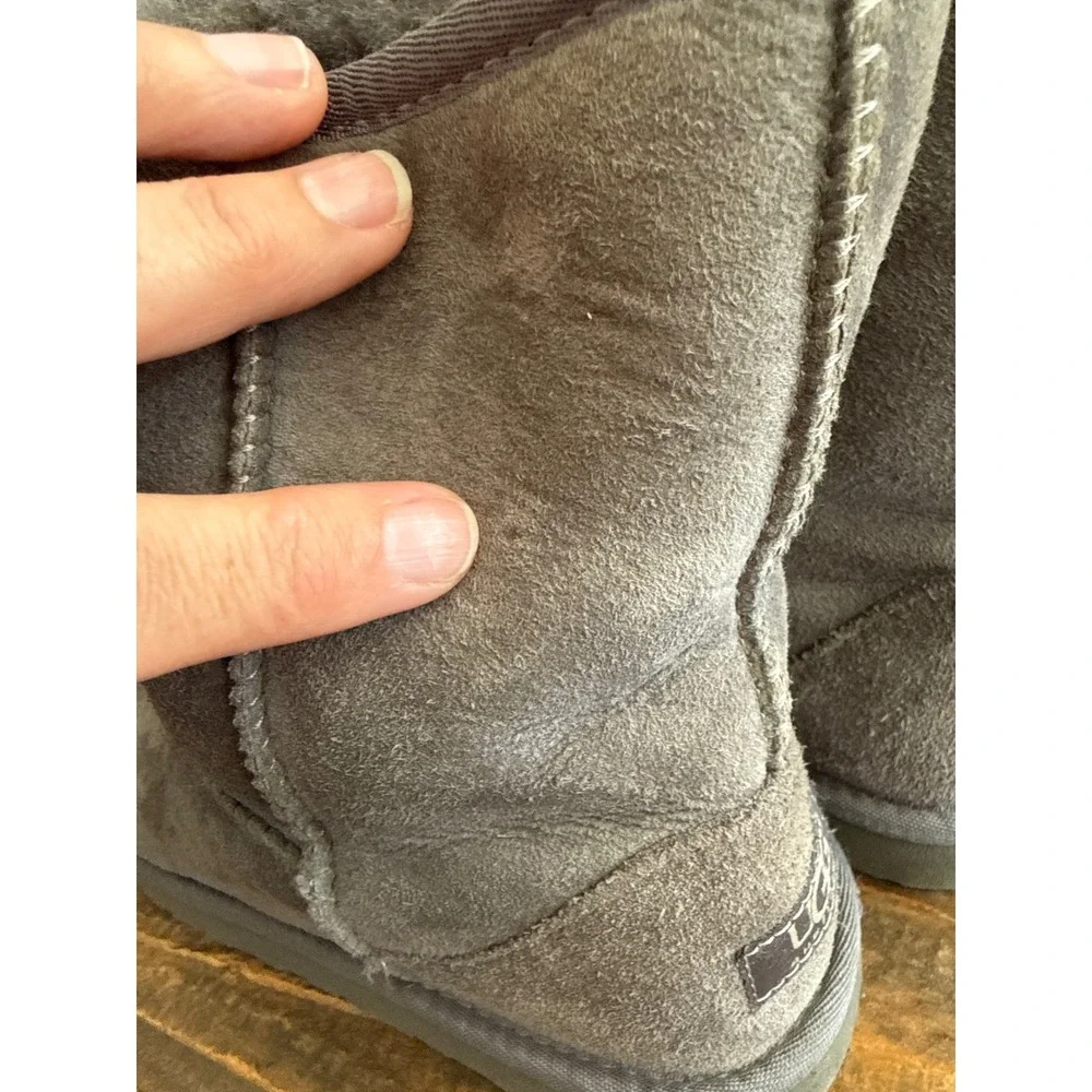 UGG classic short